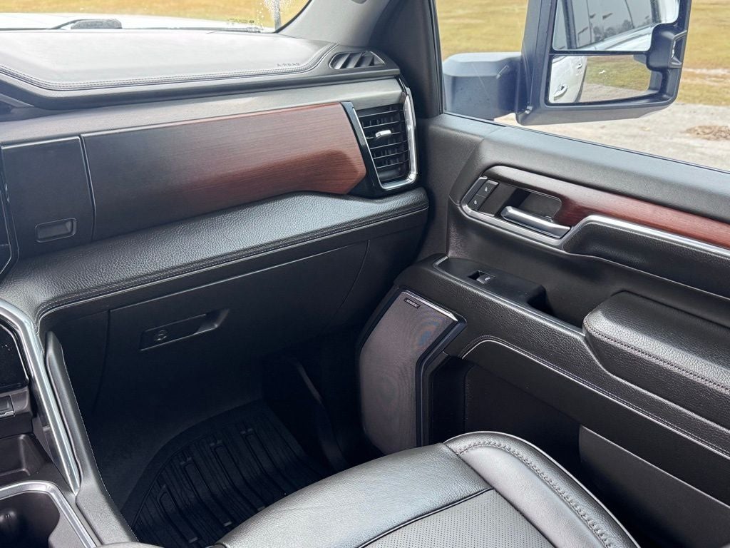 2024 GMC Sierra 2500HD Denali