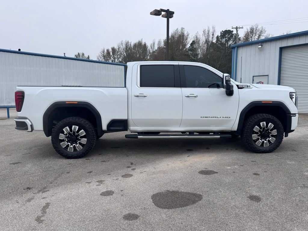 2024 GMC Sierra 2500HD Denali