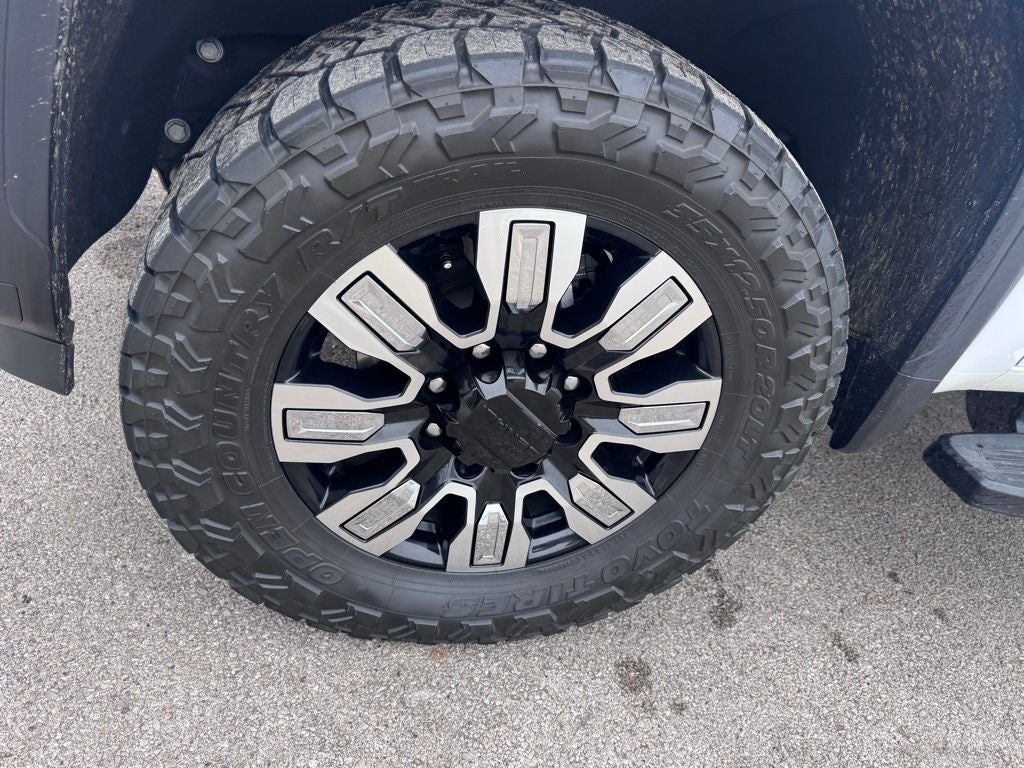 2024 GMC Sierra 2500HD Denali