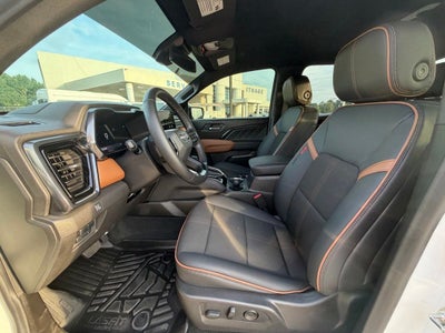 2024 GMC Canyon AT4