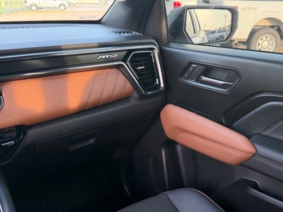 2024 GMC Canyon AT4