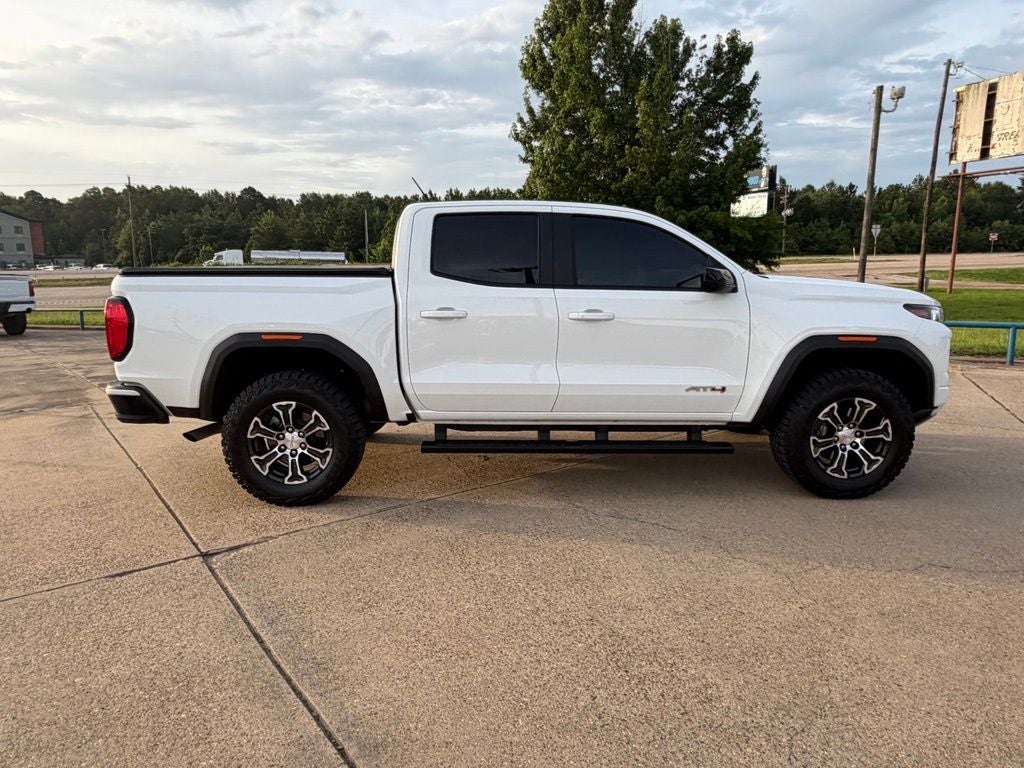 2024 GMC Canyon AT4