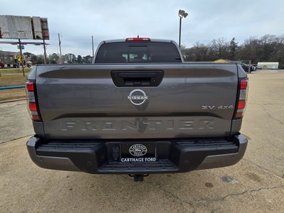 2024 Nissan Frontier SV