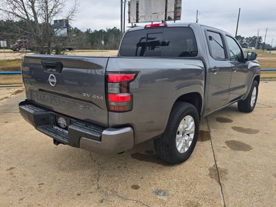 2024 Nissan Frontier SV