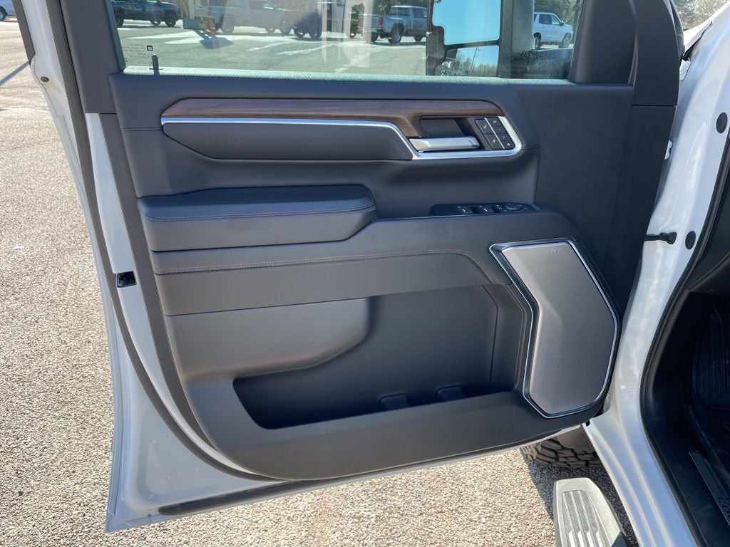 2024 Chevrolet Silverado 2500HD High Country