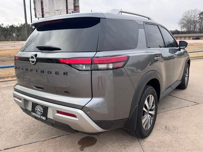 2023 Nissan Pathfinder SL