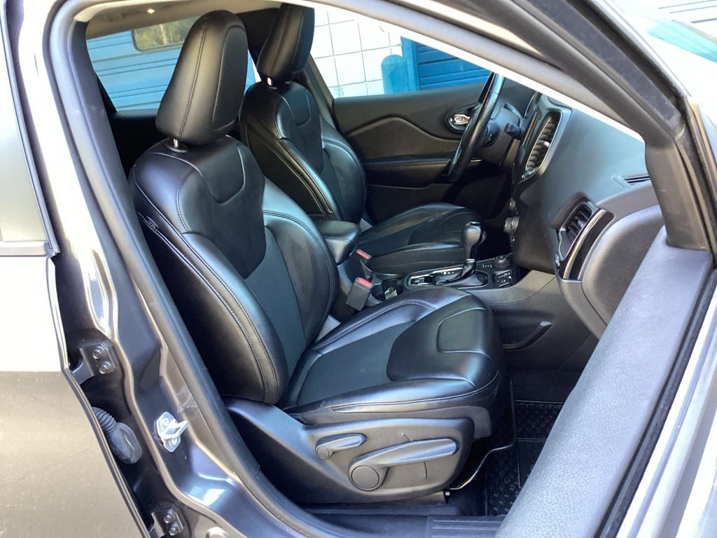 2019 Jeep Cherokee Altitude