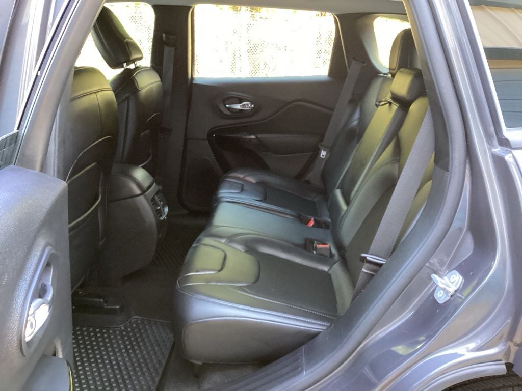 2019 Jeep Cherokee Altitude