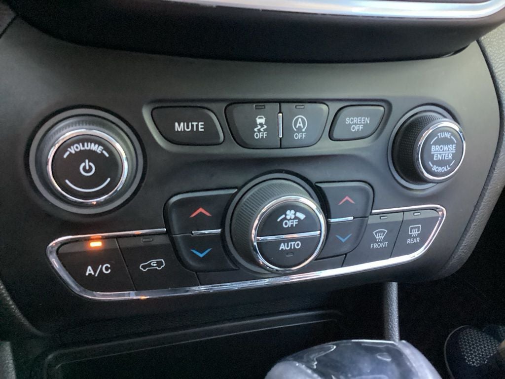 2019 Jeep Cherokee Altitude
