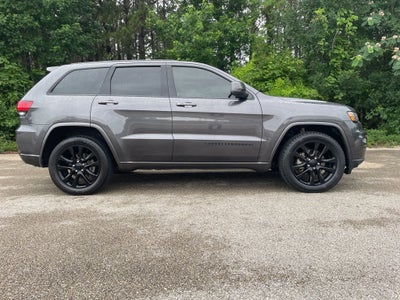 2017 Jeep Grand Cherokee Altitude