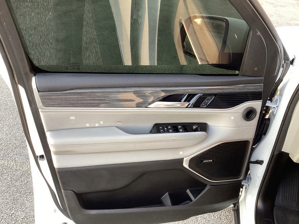 2022 Jeep Wagoneer Series II