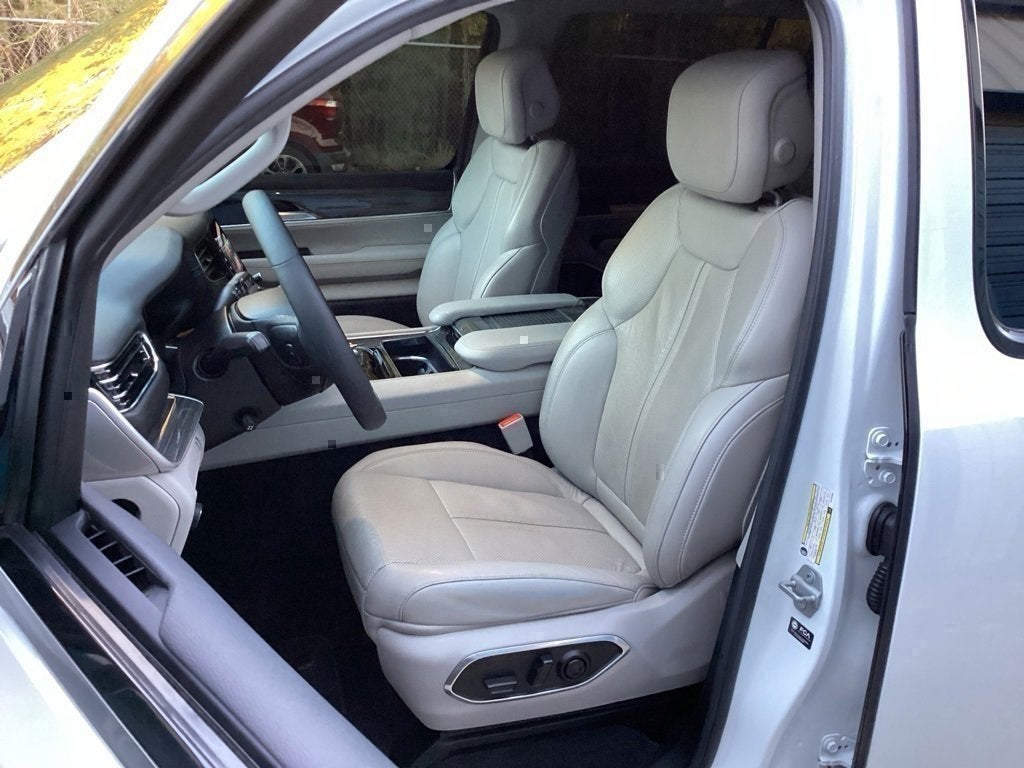 2022 Jeep Wagoneer Series II