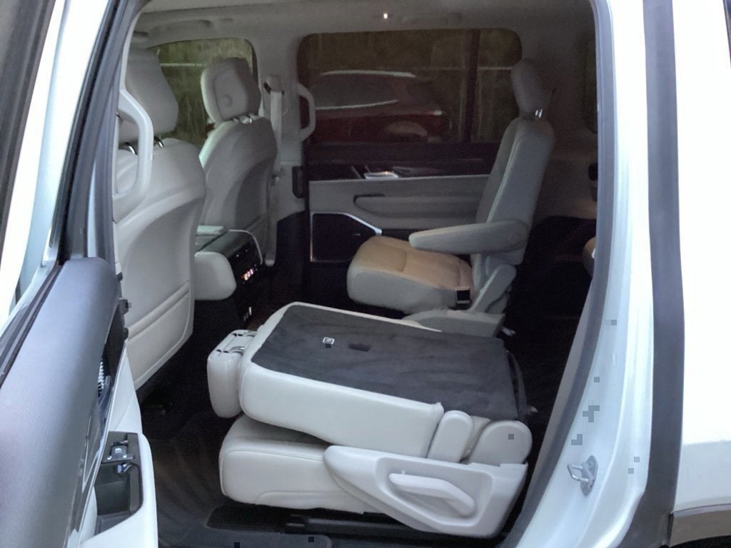 2022 Jeep Wagoneer Series II