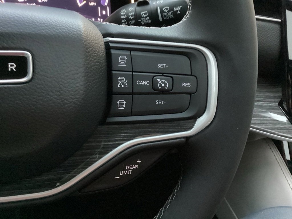 2022 Jeep Wagoneer Series II