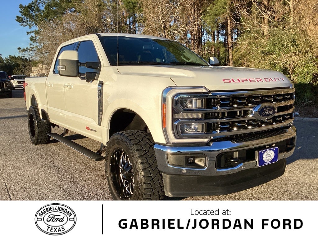 2023 Ford F-250SD Lariat