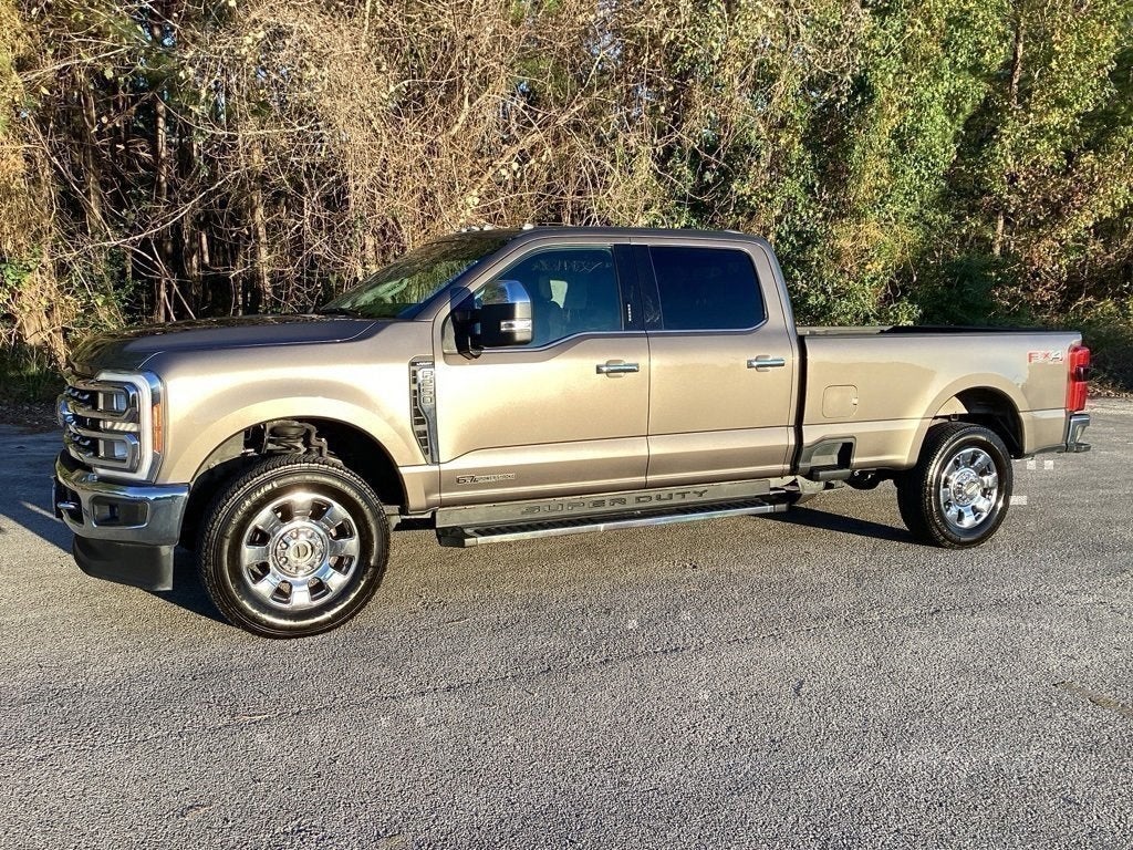 2023 Ford F-250SD Lariat
