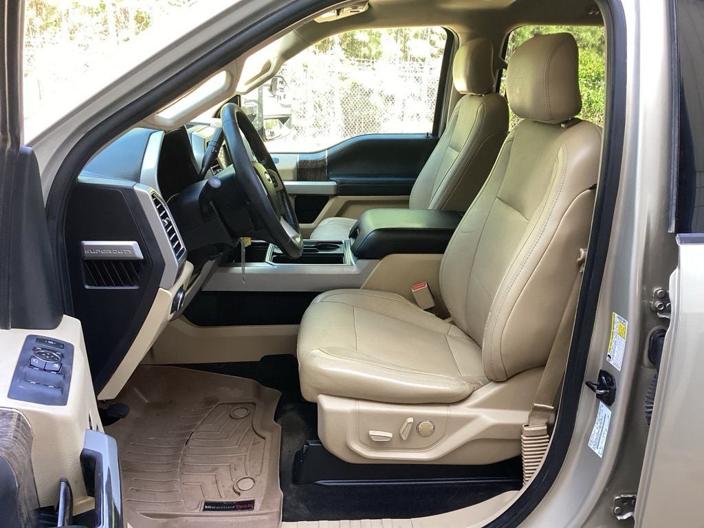 2017 Ford F-350SD Lariat