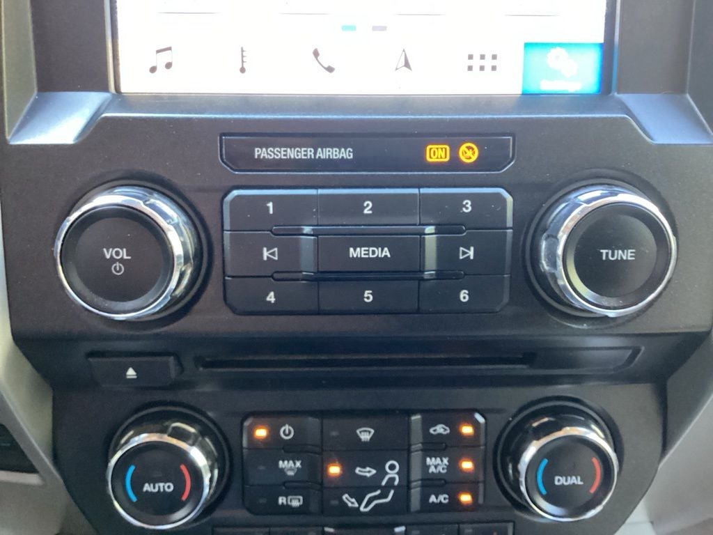 2017 Ford F-350SD Lariat