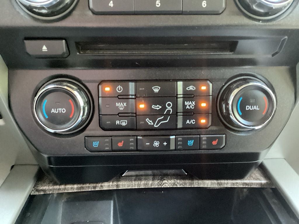 2017 Ford F-350SD Lariat