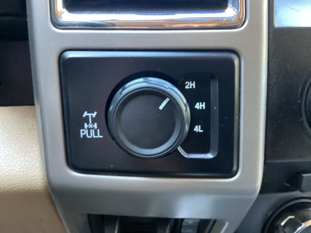 2017 Ford F-350SD Lariat