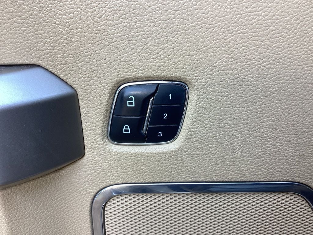 2017 Ford F-350SD Lariat
