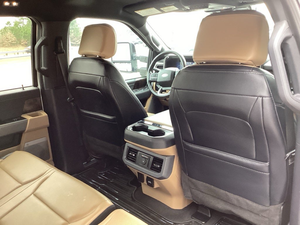 2024 Ford F-350SD Lariat