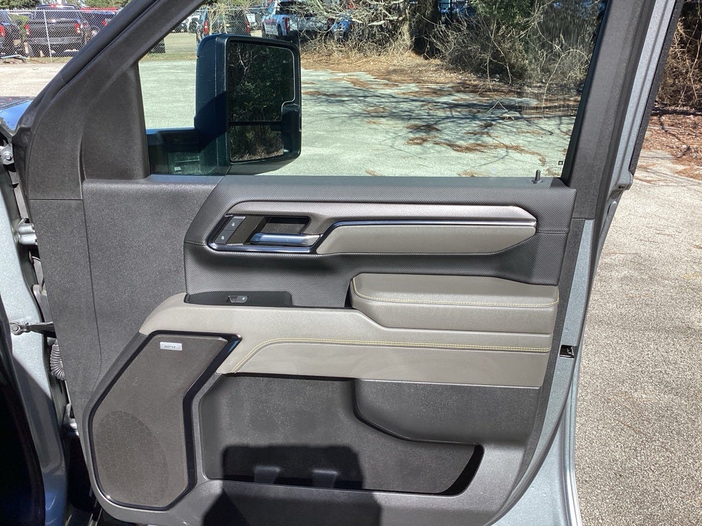 2024 Chevrolet Silverado 2500HD ZR2