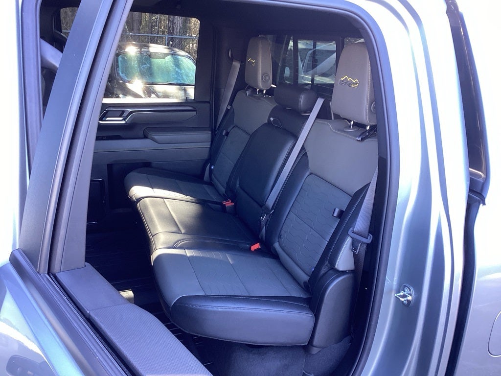 2024 Chevrolet Silverado 2500HD ZR2