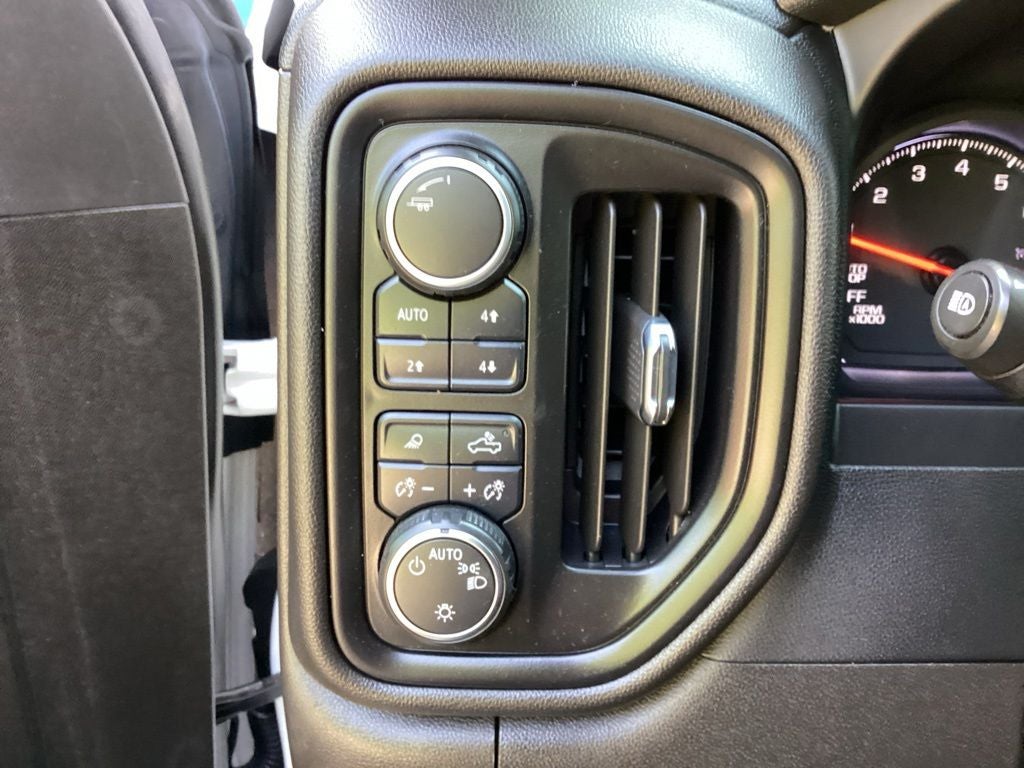 2023 Chevrolet Silverado 1500 WT