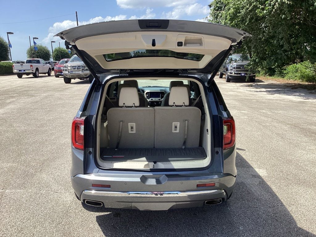 2022 GMC Acadia Denali