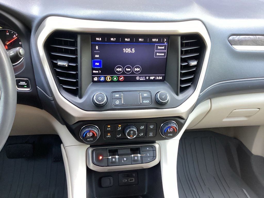 2022 GMC Acadia Denali