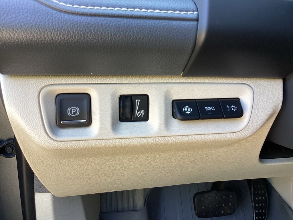 2022 GMC Acadia Denali