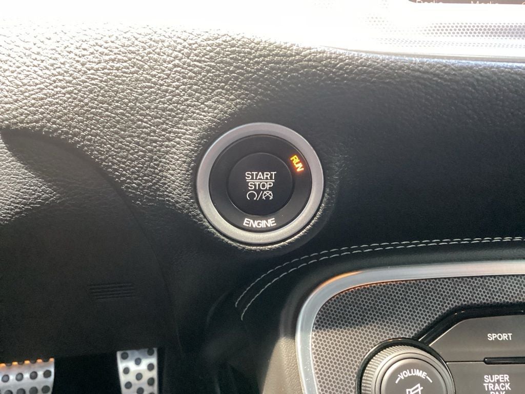 2016 Dodge Challenger R/T Scat Pack