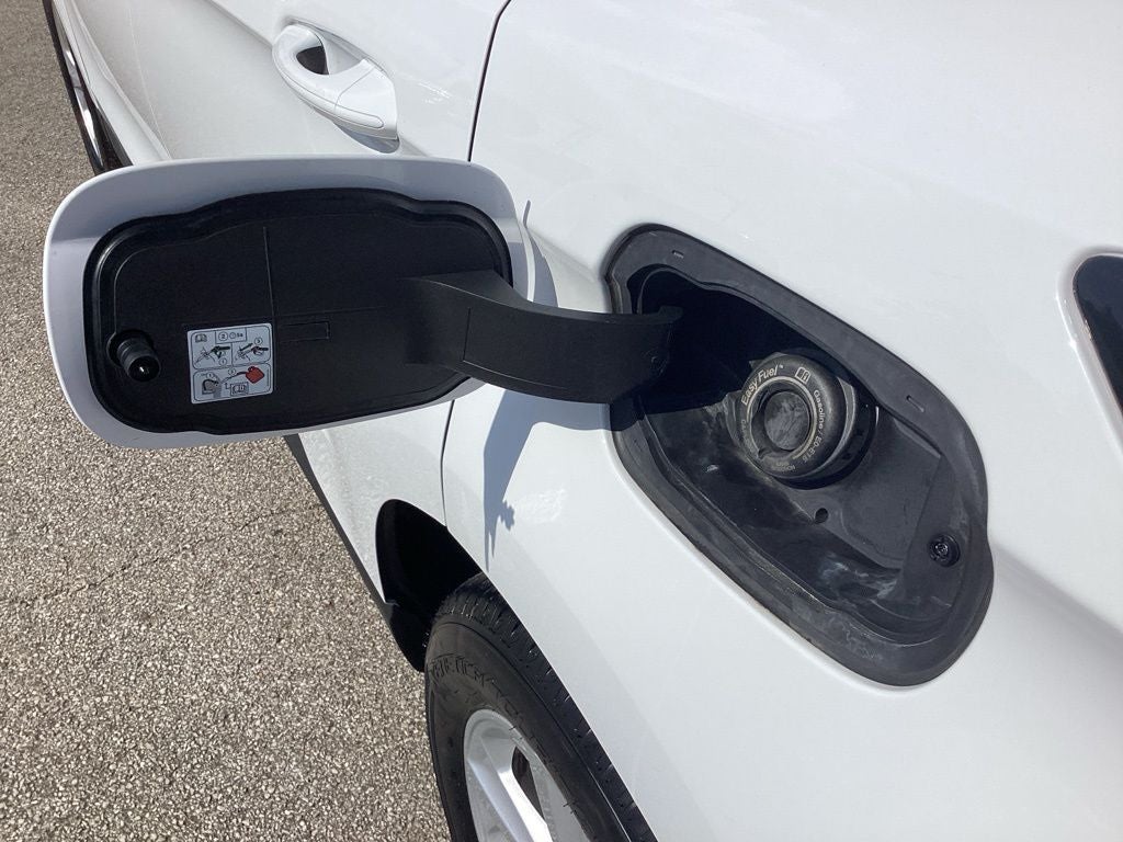 2021 Ford Edge SE
