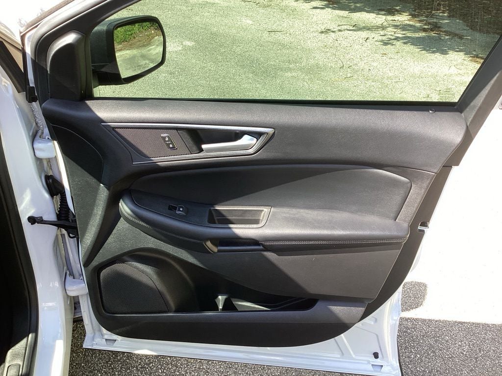 2021 Ford Edge SE