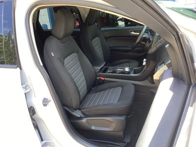 2021 Ford Edge SE