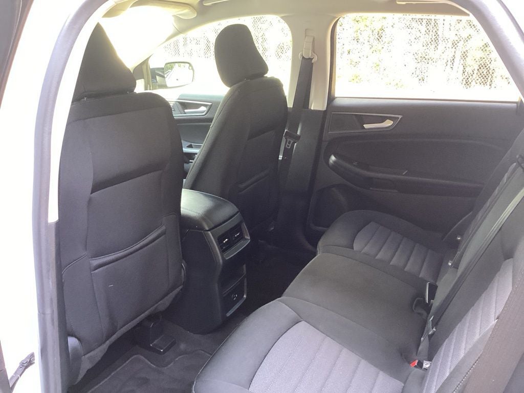 2021 Ford Edge SE