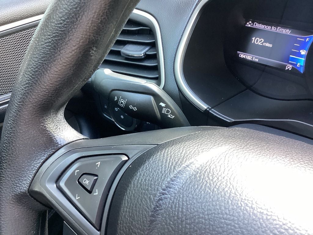 2021 Ford Edge SE