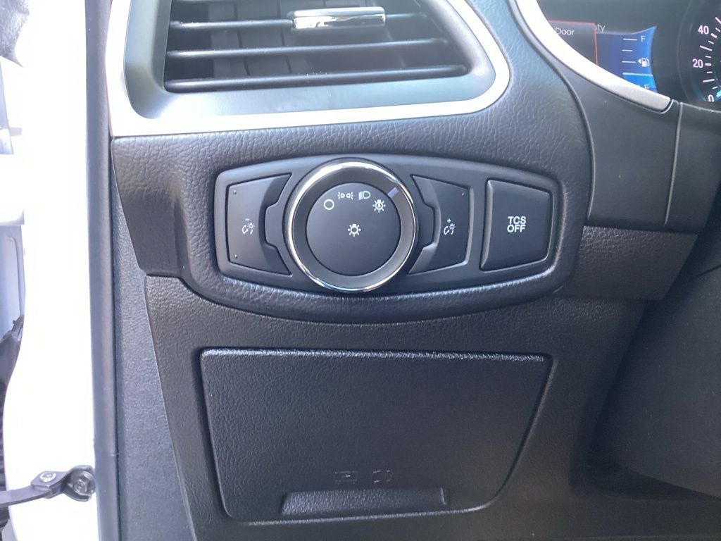 2021 Ford Edge SE