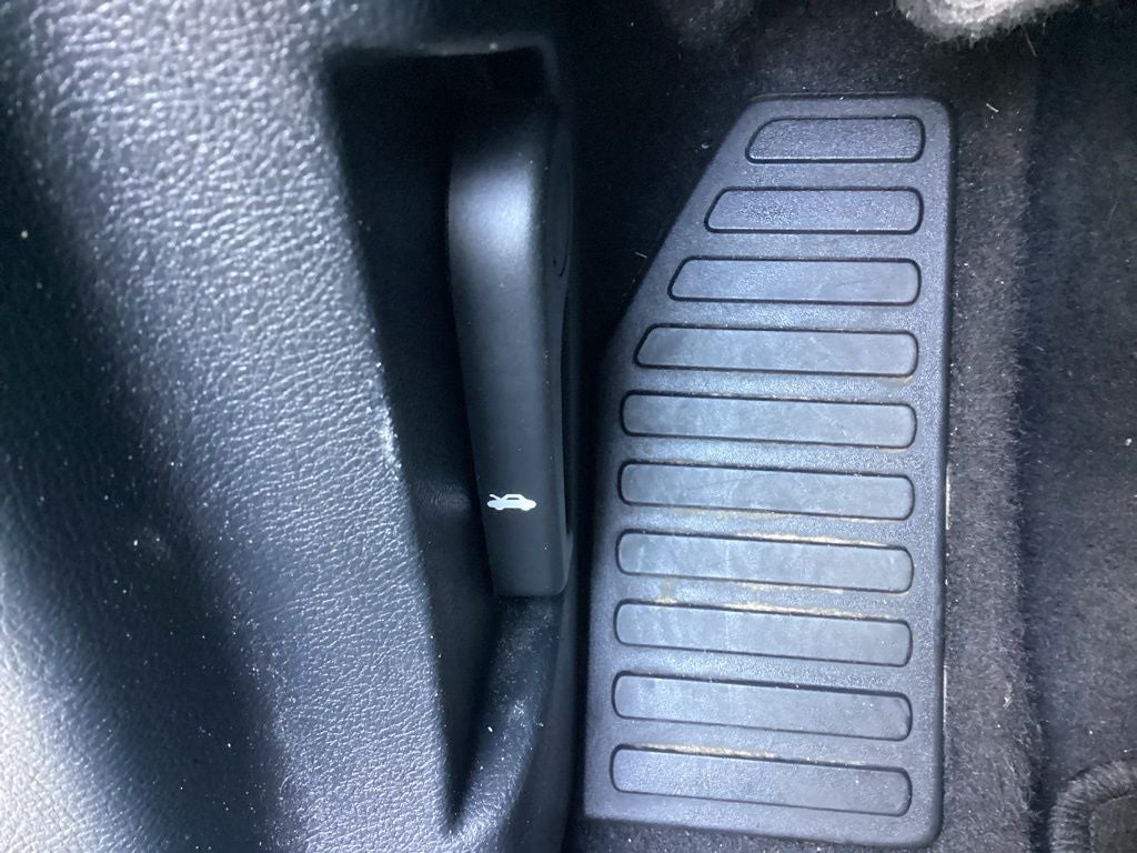 2021 Ford Edge SE