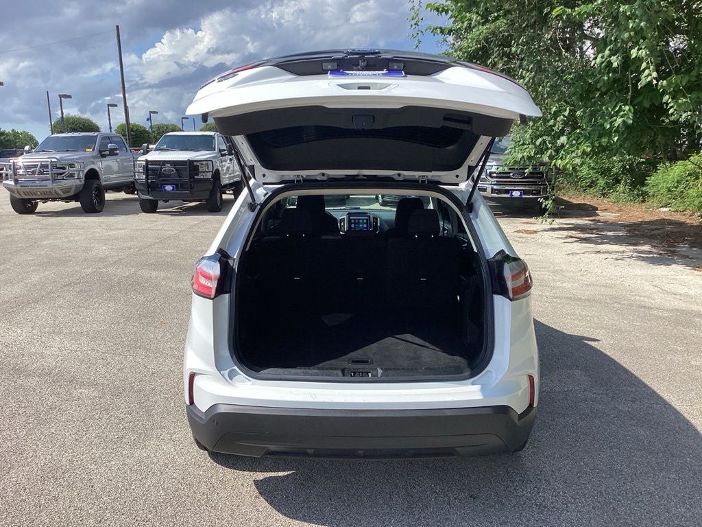 2021 Ford Edge SE