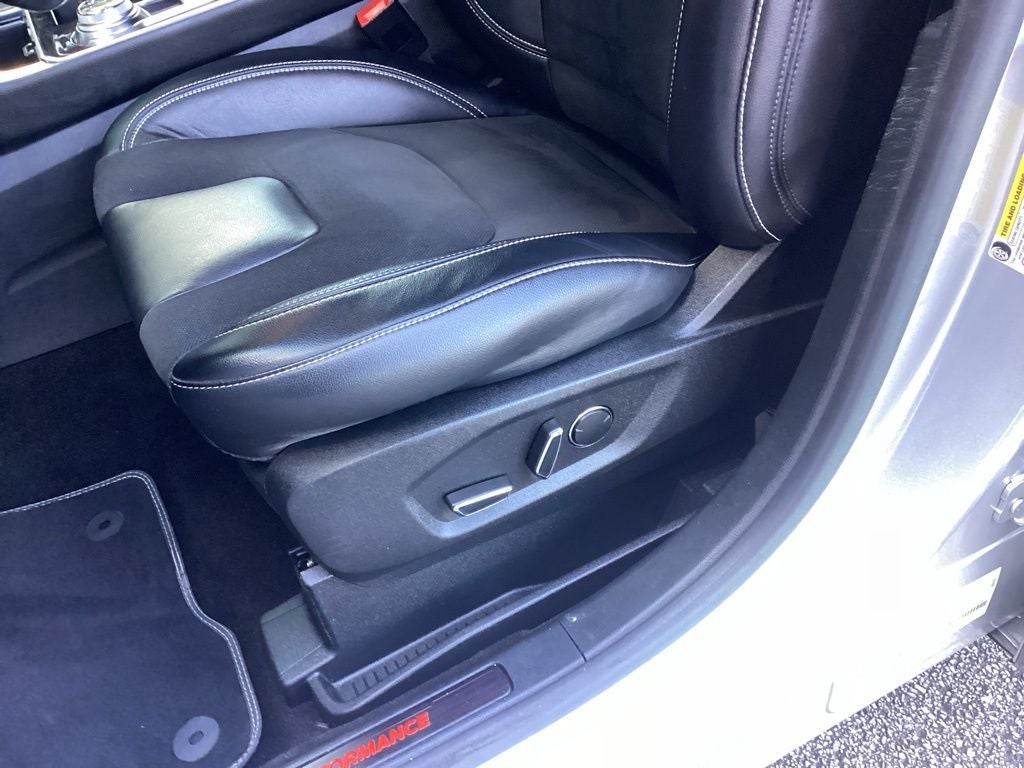 2019 Ford Edge ST