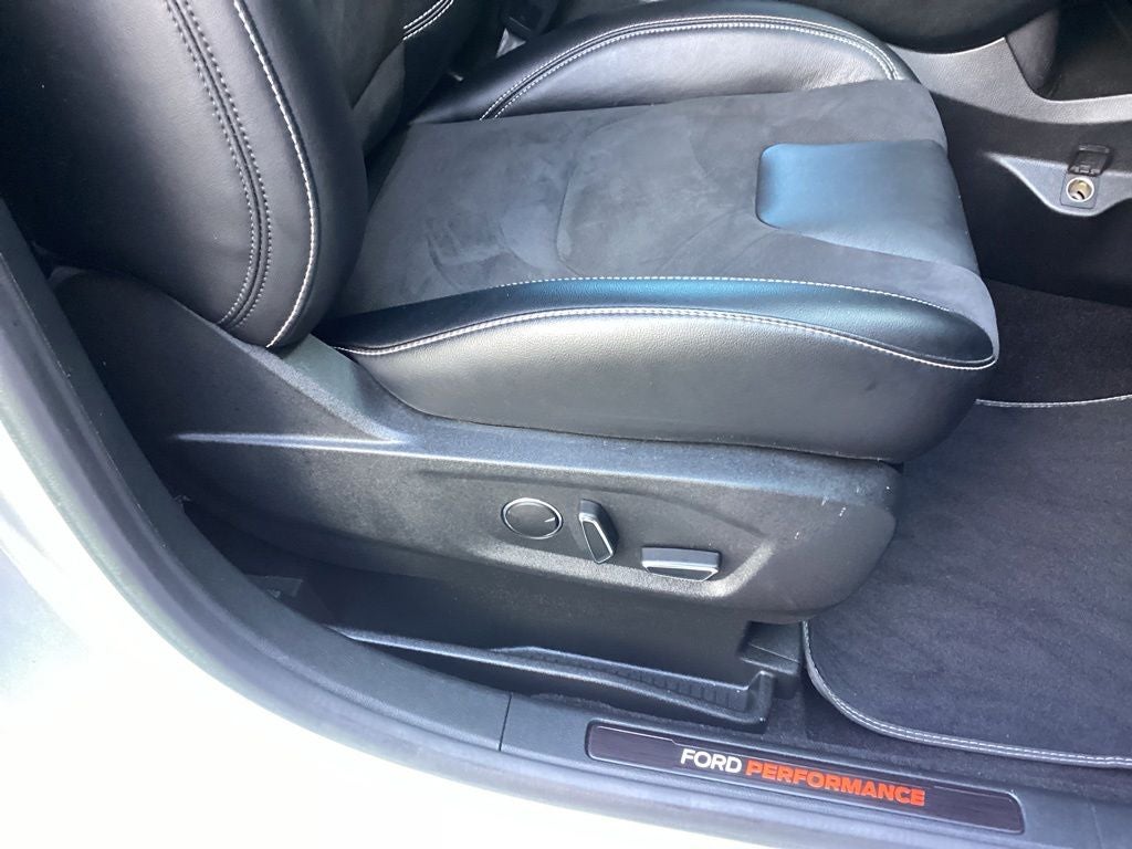 2019 Ford Edge ST