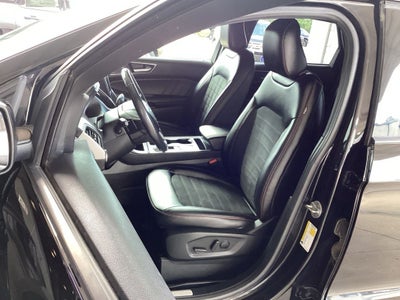 2022 Ford Edge ST Line