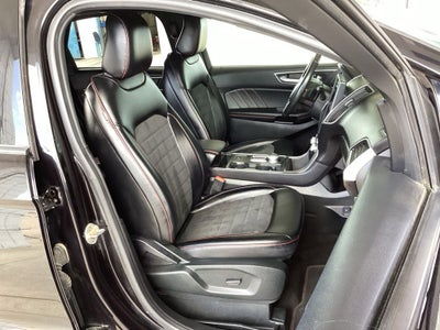 2022 Ford Edge ST Line