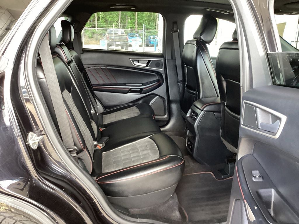 2022 Ford Edge ST Line