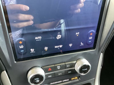 2022 Ford Edge ST Line
