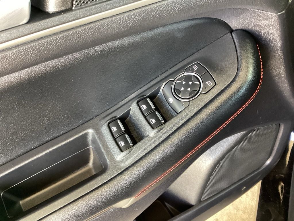 2022 Ford Edge ST Line