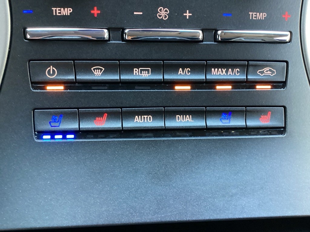 2020 Lincoln Nautilus Reserve