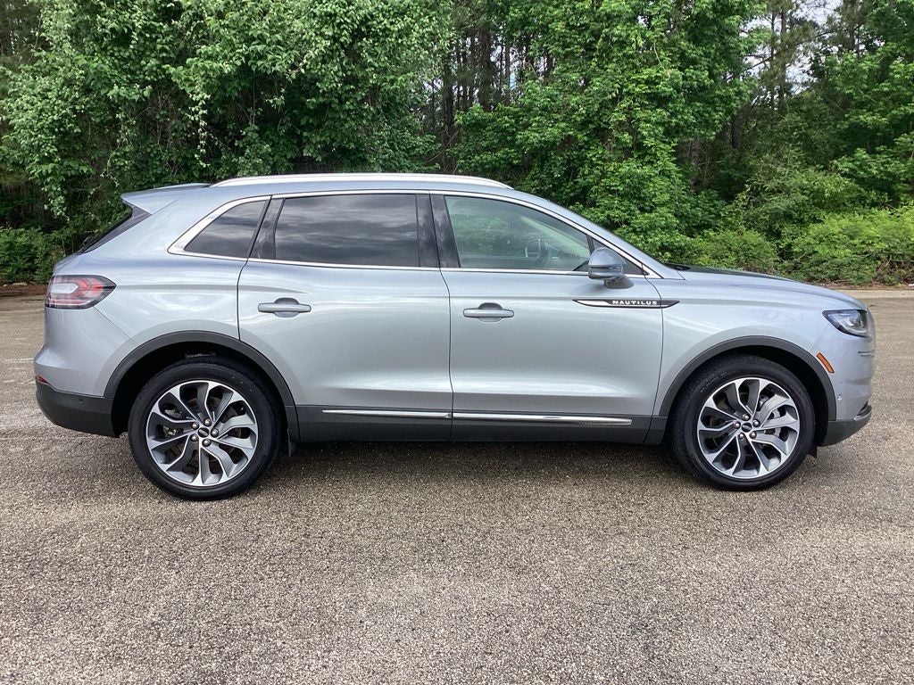 2022 Lincoln Nautilus Reserve
